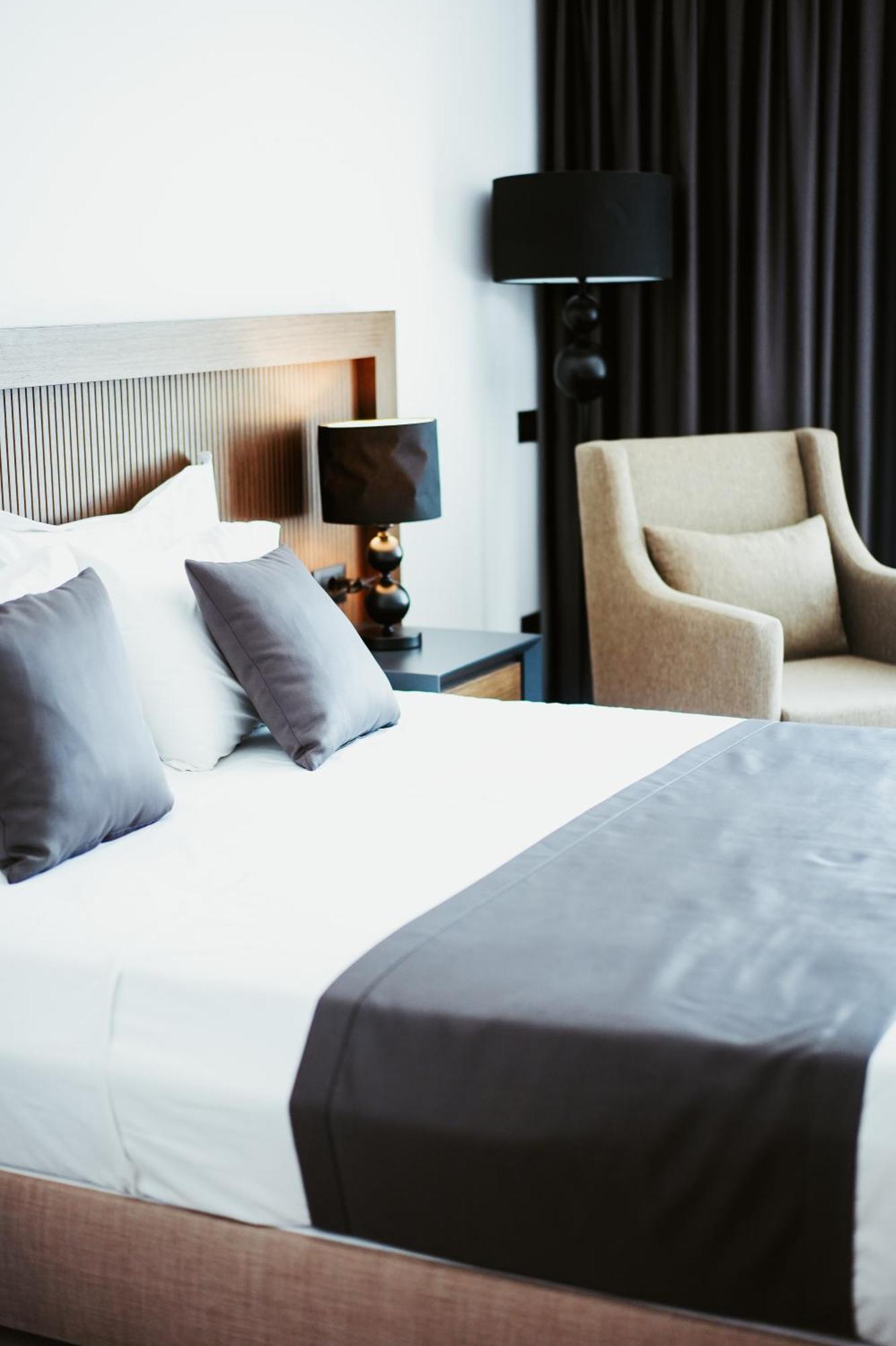 Palladium Beach Hotel- Private Beach Included Dhërmi エクステリア 写真